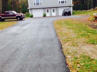 14 Farmhouse Ln #14A, Gray, ME 04039