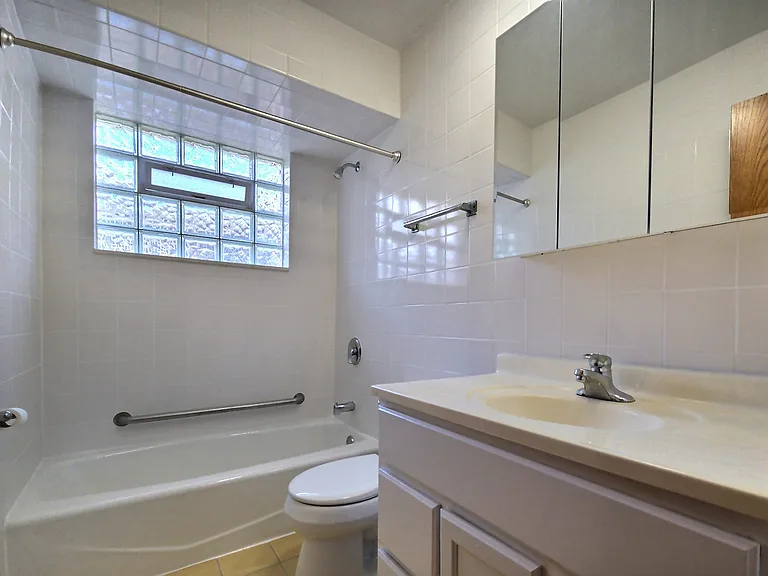 5421 W Windsor Ave #2 — Photo 12