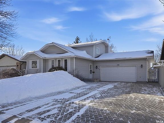 2nd image of 542 KELLOUGH ROAD