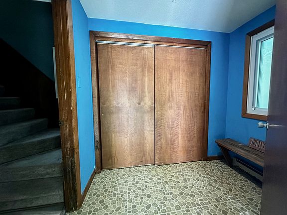 2nd image of 9 Crestbrook Place