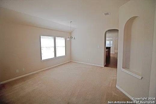 9135 Mare Hunt — Photo 3