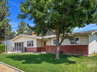 3924 N Ballantyne Ln, Eagle, ID 83616