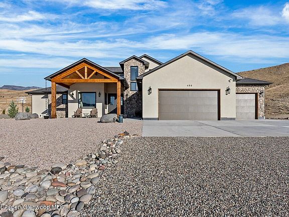 4th image of 480 Desert Bluff Ct