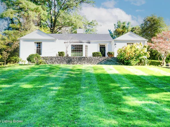 527 Country Ln, Rolling Fields, KY 40207