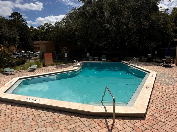 1810 NW 23rd Blvd Building 232-8, Gainesville, FL 32605