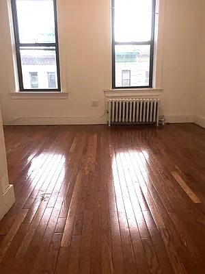 Rented by Evergreen Realty & Investments | media 1