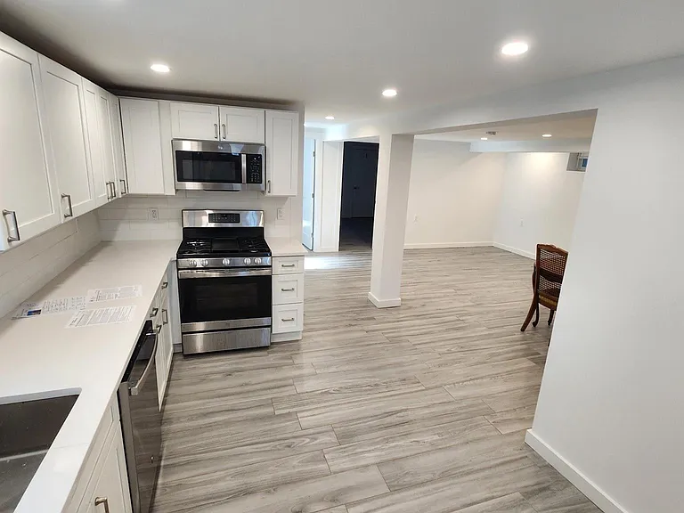 226 E Pine St #2 — Photo 7
