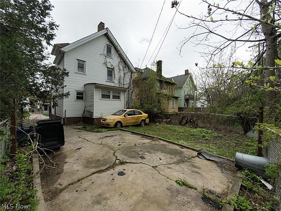 2nd image of 9409 Empire Ave