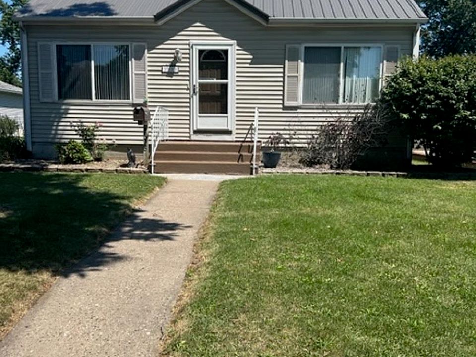 1st image of 2328 Burlington Ave