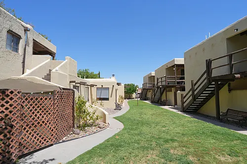 Branson Apartments Photo 1