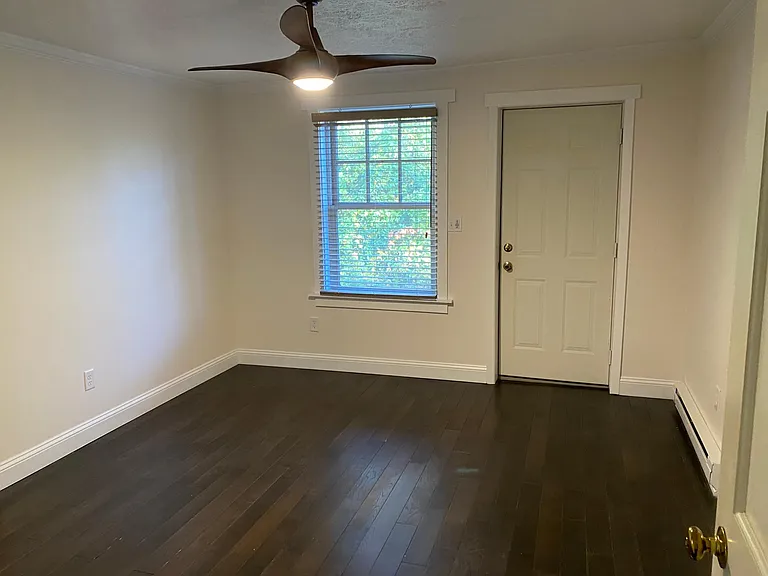 27 Vine St — Photo 5