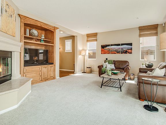 5th image of 607 Clearwater Creek Dr