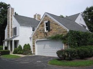 24 Whittington Crse, St Charles, IL 60174