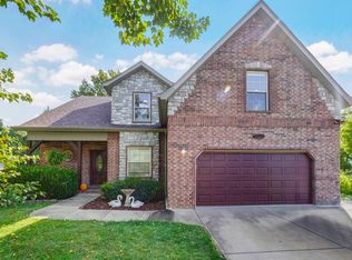 5676 S Parkhill Ave, Springfield, MO 65810