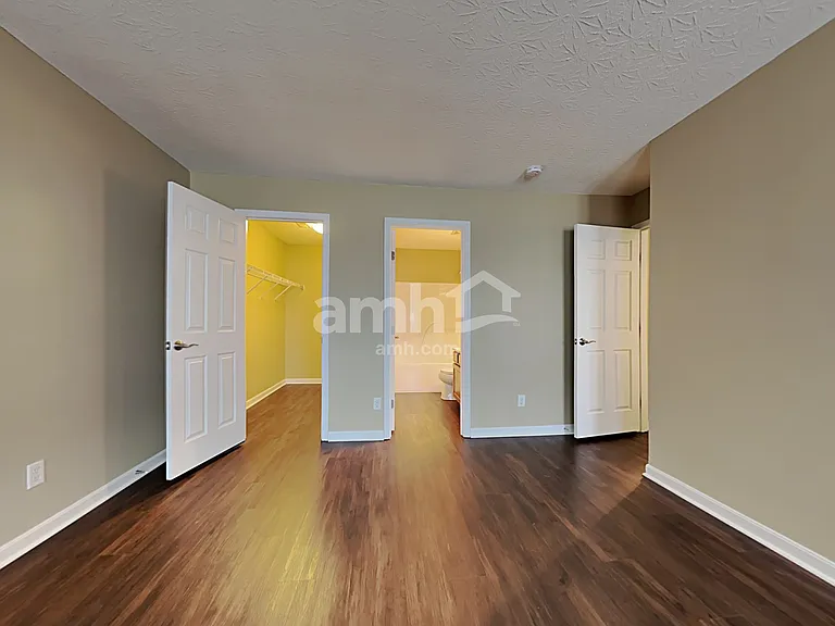 6580 Riverview Ave — Photo 12