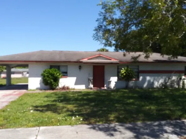 2715 Lime St, Fort Myers, FL 33916