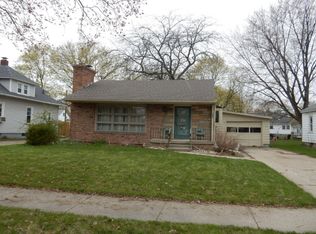 1004 S Johnson St, Bay City, MI 48708