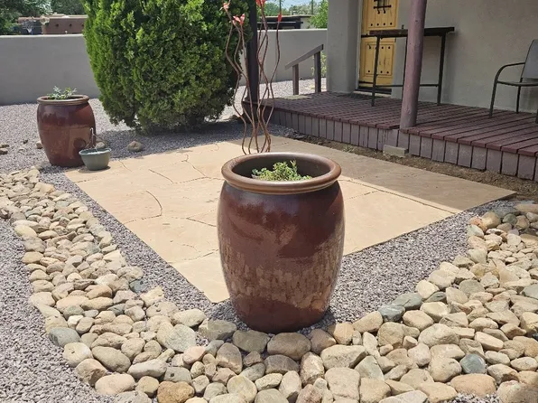 1417 Agua Fria St, Santa Fe, NM 87505