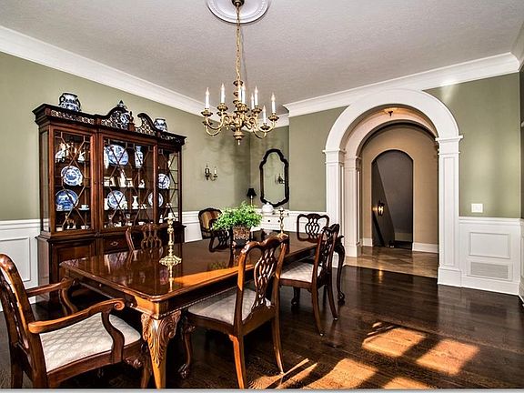 4th image of 3584 Oxford Cir