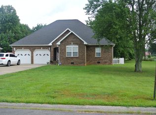 1800 Melrose Dr, Murray, KY 42071