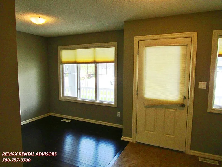8705 180a Ave NW — Photo 7