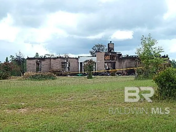 8525 South St, Citronelle, AL 36522