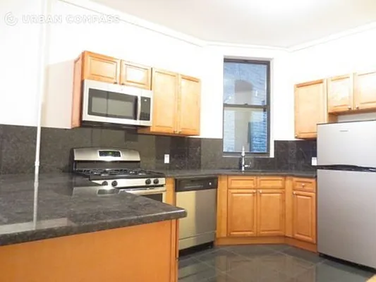 Rented by Compass | media 14