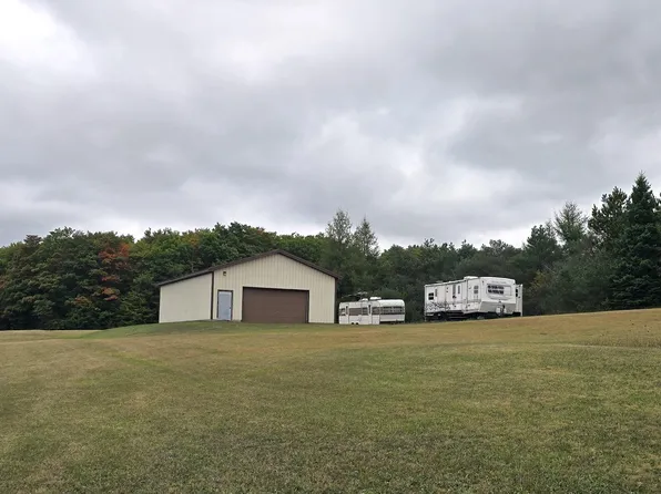 28400 W H 40, Trout Lake, MI 49793
