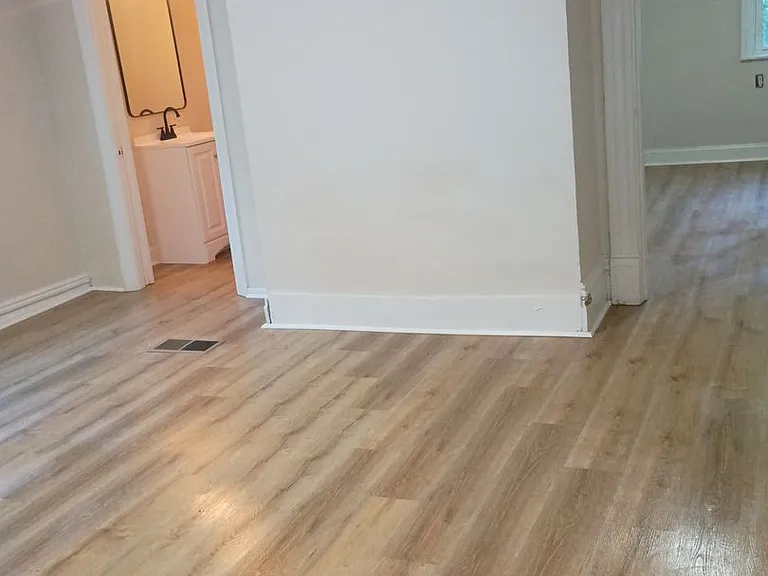 2622 N Charles St — Photo 2