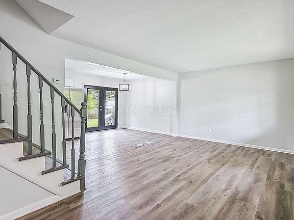 2nd image of 4980 Harbor Blvd