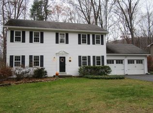 19 Woodland Dr, Big Flats, NY 14814
