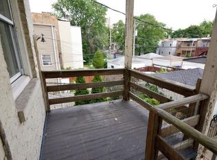 1447 W Thome Ave, Chicago, IL 60660