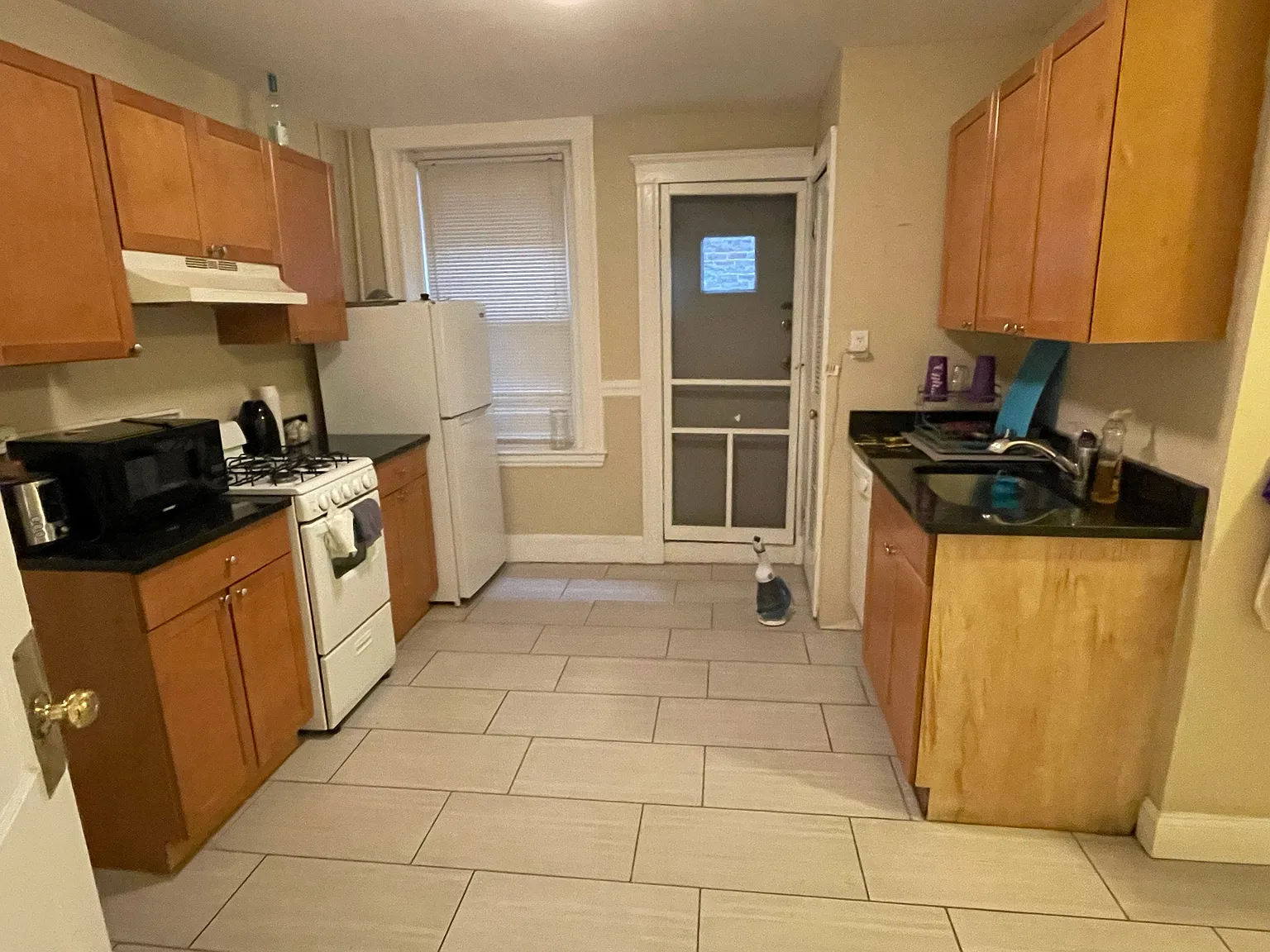 2 bed, $3,130 — Photo 2