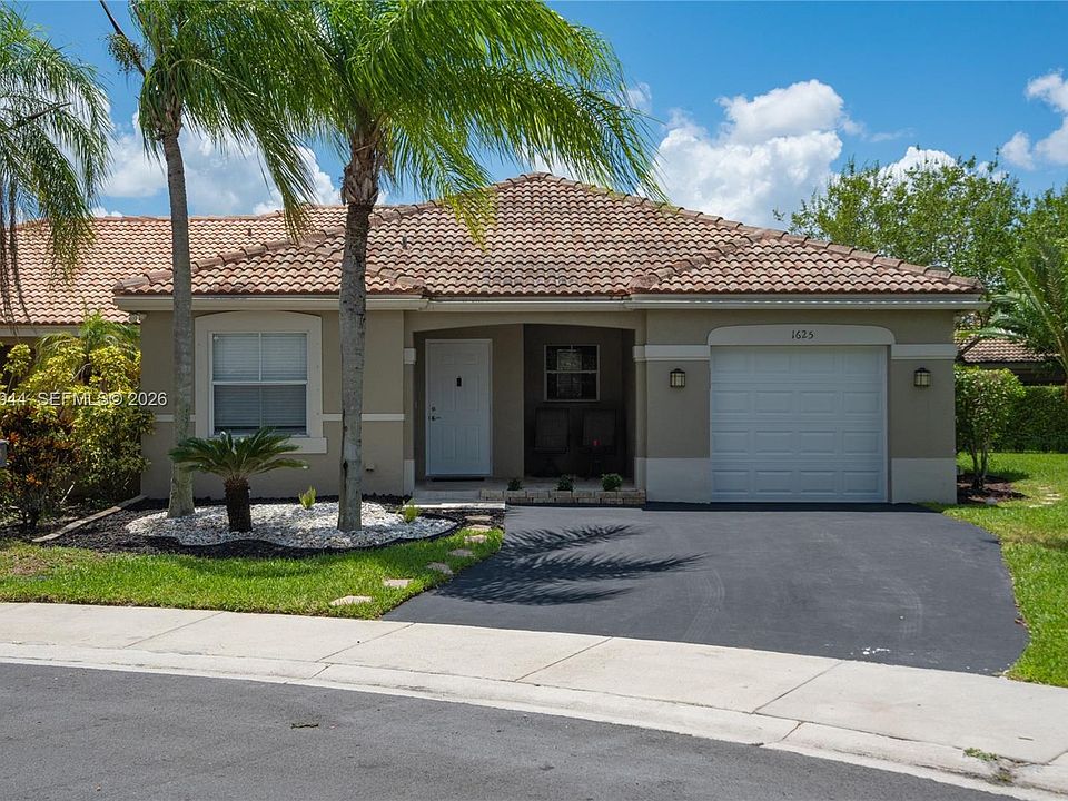1st image of 1625 Orion Ln