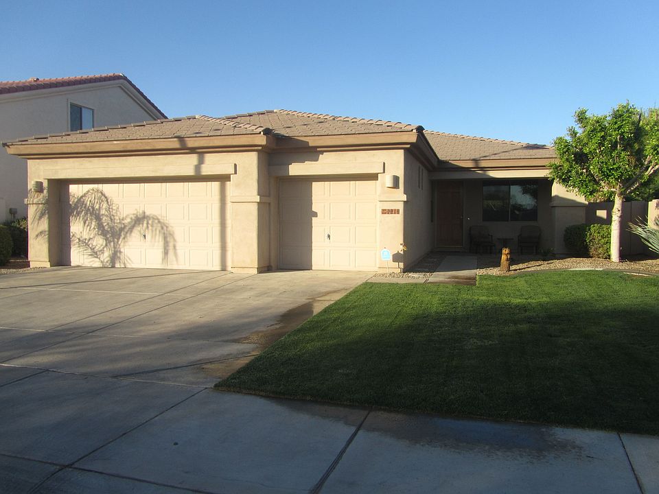 1st image of 2919 N 140th Dr