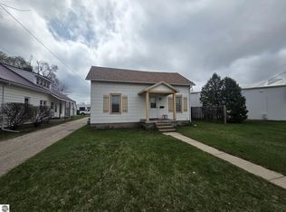 818 E Chippewa St, Mount Pleasant, MI 48858