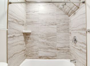 535 16th St NE #2, Washington, DC 20002