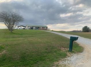 181 Chestnut Rd, Annville, KY 40402