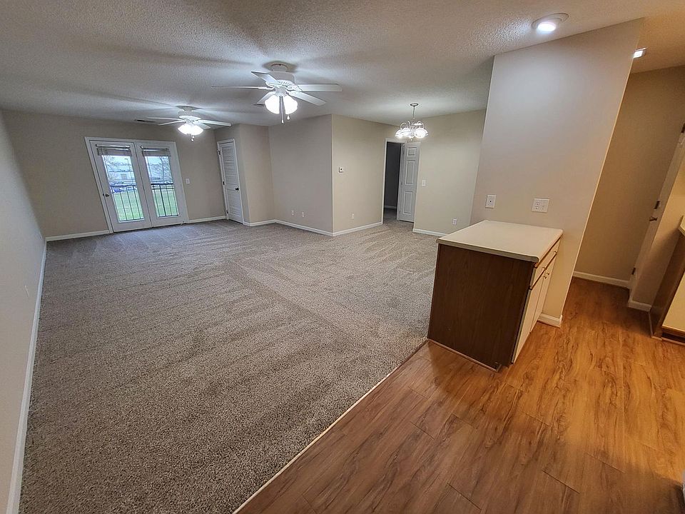 1st image of 173 Birchwood Ln #209