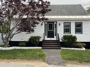 102 W Forest St, Lowell, MA 01851