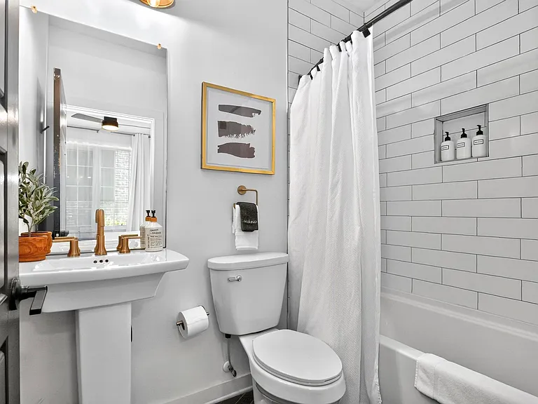 738 Douglas Ave #12 — Photo 23