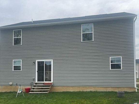 3rd image of 3224 Brentwood Dr