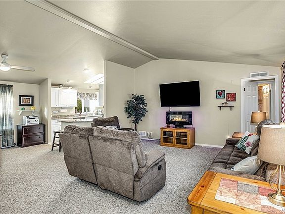 4th image of 8820 58th Avenue Ct E #93