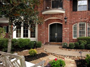 51 W Old Sterling Cir, The Woodlands, TX 77382
