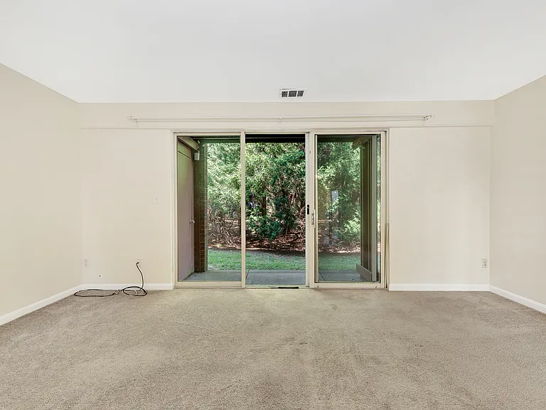 1 Felton St — Photo 5