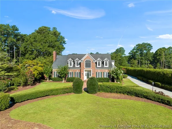 104 Great Oaks Dr, Fayetteville, NC 28303