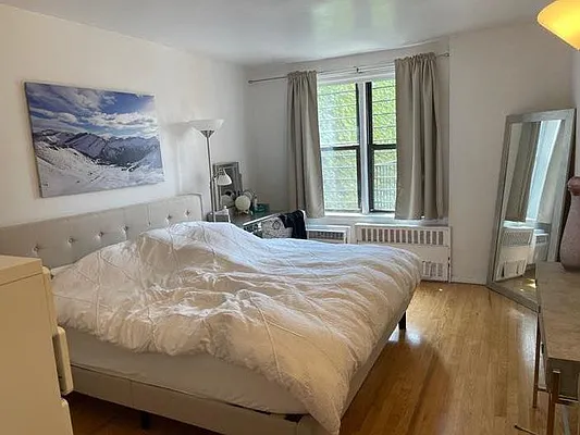 Rented by Buchbinder & Warren | media 5