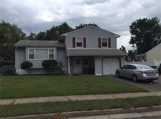 25 Rieder Rd, Edison, NJ 08817