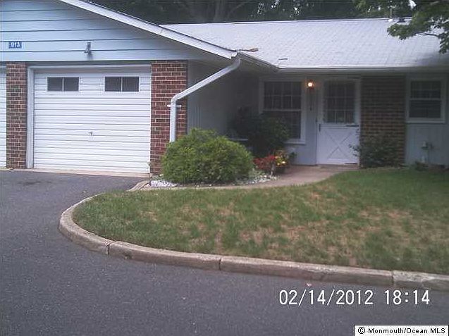 1st image of 913 Dumbarton Drive #A