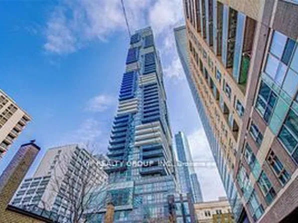 7 Grenville St, Toronto, ON